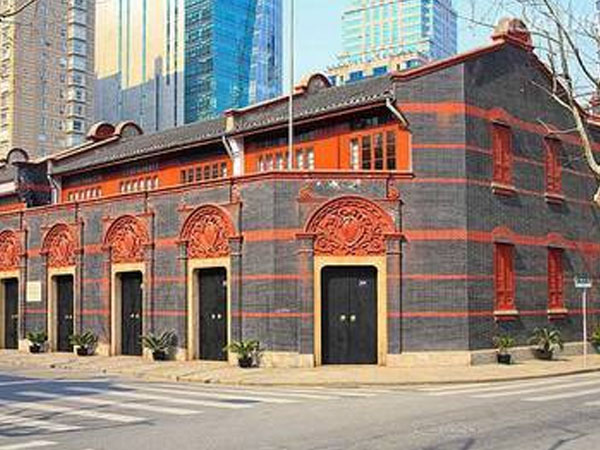 紅色尋根之旅——南洋木業(yè)、常州農(nóng)發(fā)行銀企黨建共建活動之瞻仰中共一大會址實錄